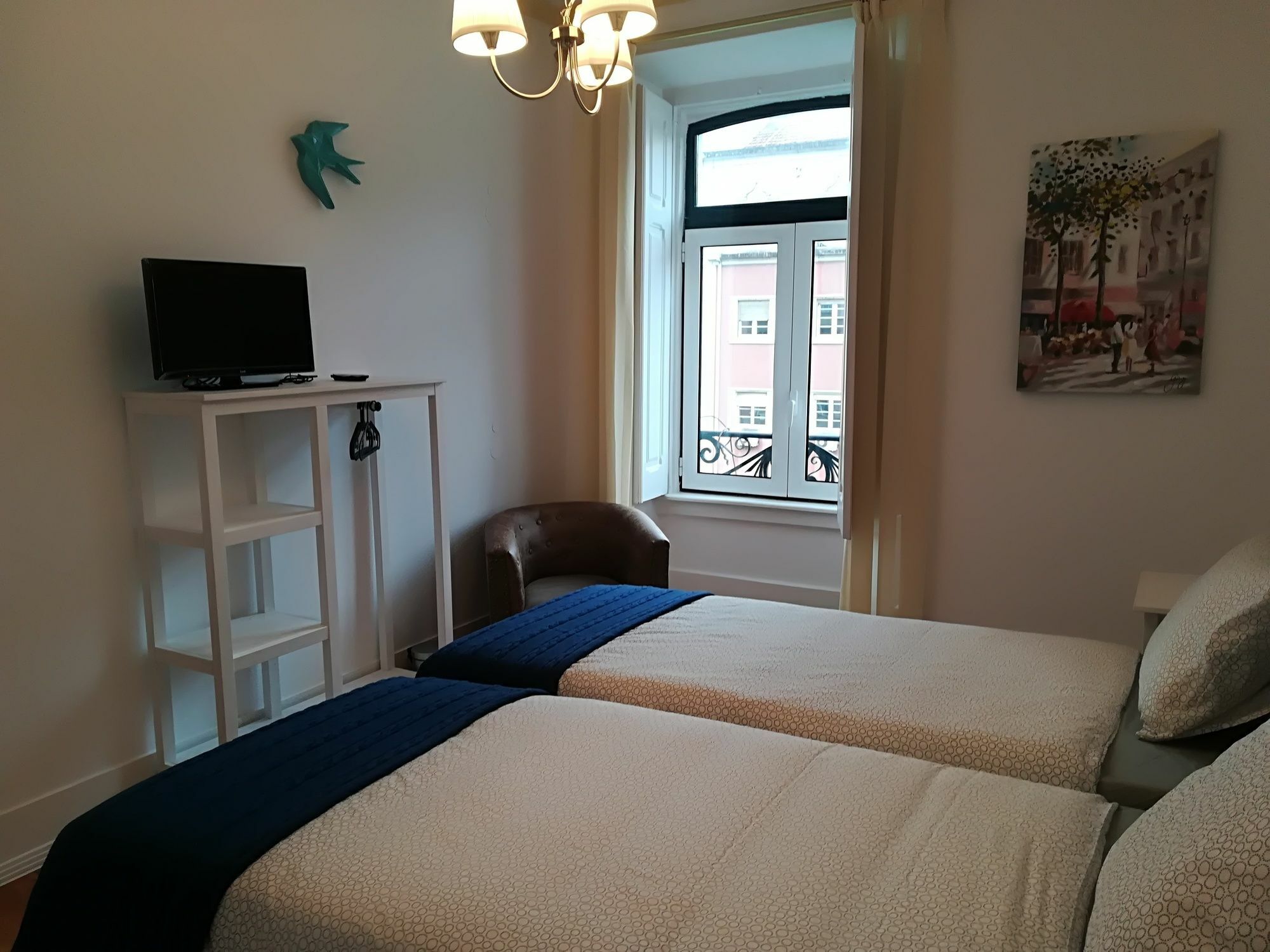 Rainbow 56 Guest house Lisbon