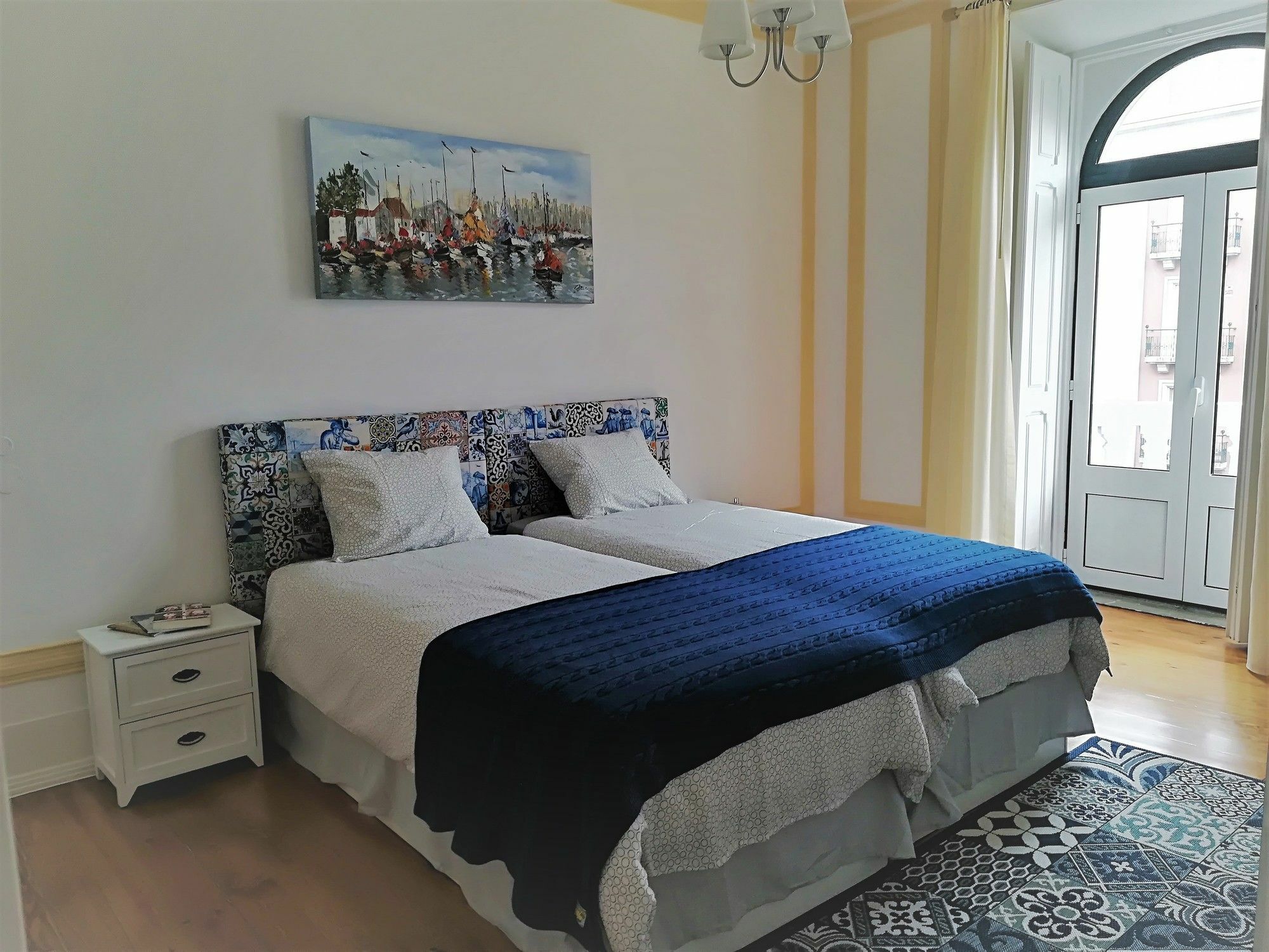 Rainbow 56 Guest house Lisbon